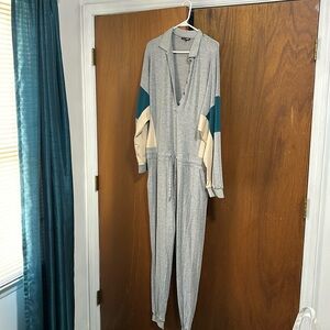 Fashion nova jumpsuit